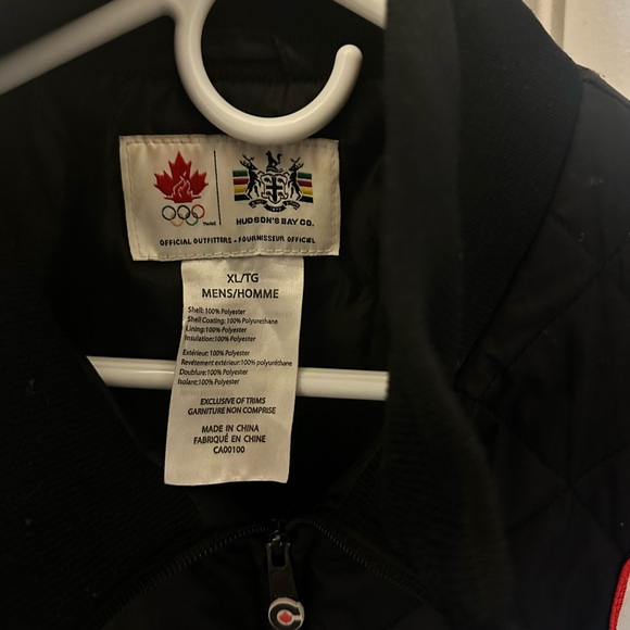 Hudson’s Bay 2010 Team Canada Olympic Podium Jacket - Picture 2 of 3